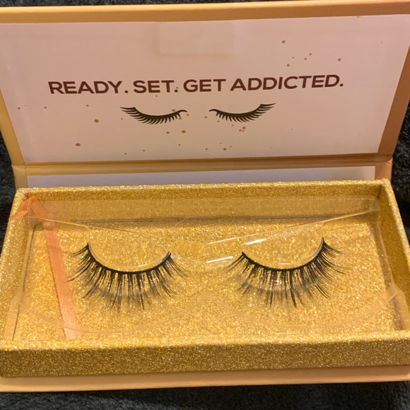 Anastasia Beverly Hills Lashes and Lashaholic Luxury Lashes *price is for both - Picture 4 of 6